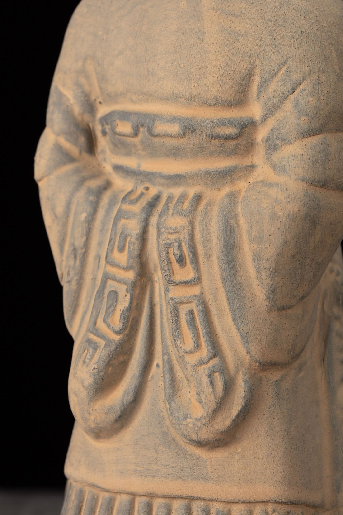 25CM Emperor - CLAYARMY -Experience the majesty from a different angle with a unique perspective of the 25CM Emperor Qin Terracotta Warrior.