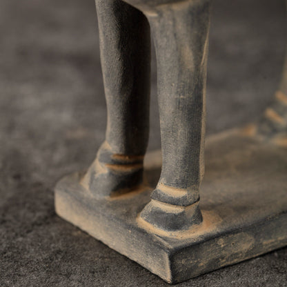 15CM Horse - CLAYARMY -Close-up of the strong and muscular legs, a hallmark of our 15CM Clayarmy Terracotta Horse.