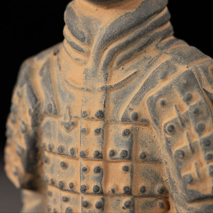 15CM Kneeling Archer - CLAYARMY-Detailed shot of the handcrafted facial expression and features on the 15CM Kneeling Archer.