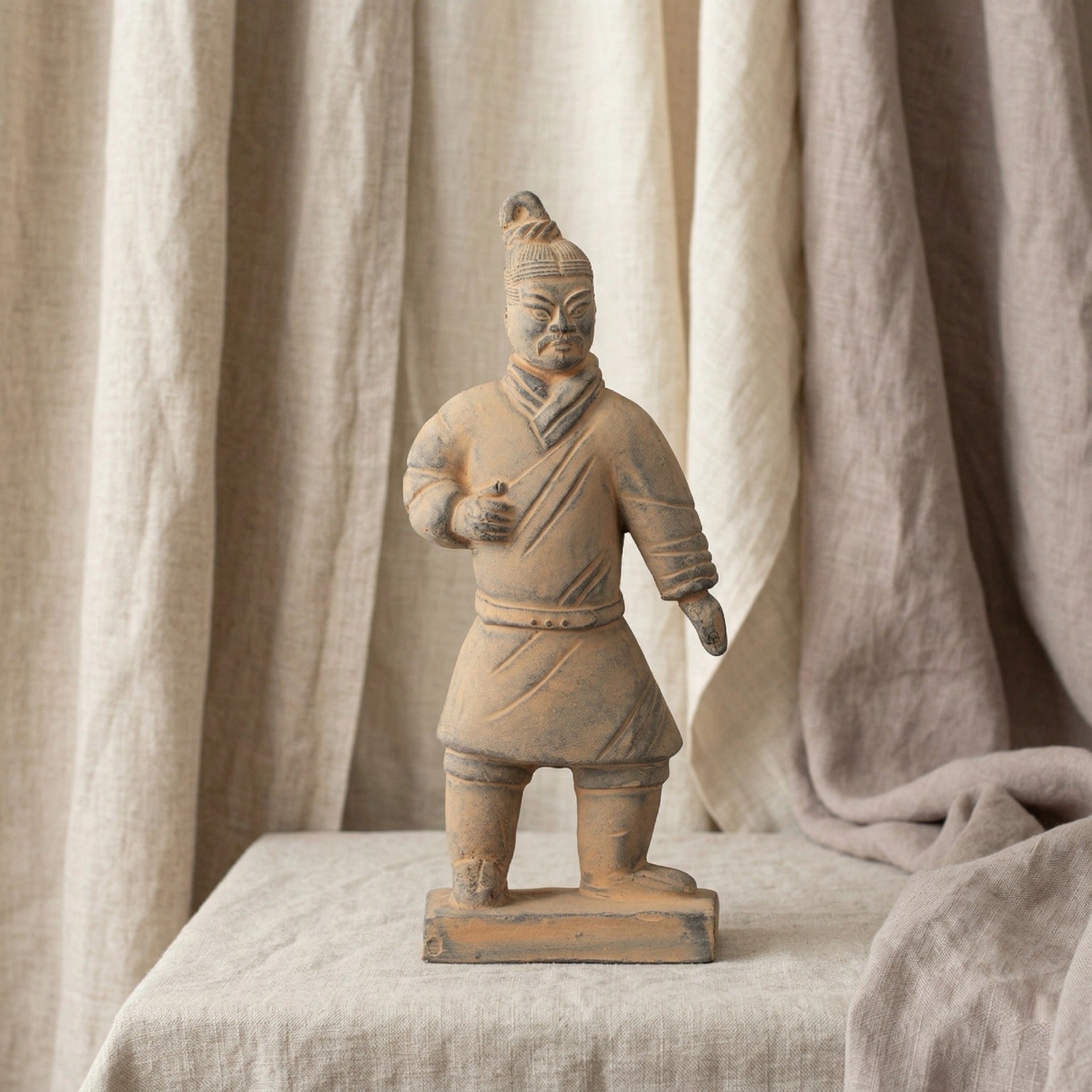 15CM Standing Archer - CLAYARMY-Focused image capturing the facial expressions and meticulous details of the 15CM Standing Archer figurine.