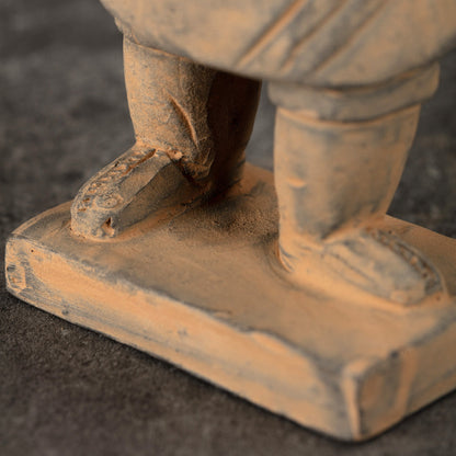 15CM Standing Archer - CLAYARMY-Close-up view of the weapon and armor details on the 15CM Standing Archer figurine, emphasizing historical accuracy and expert artistry.