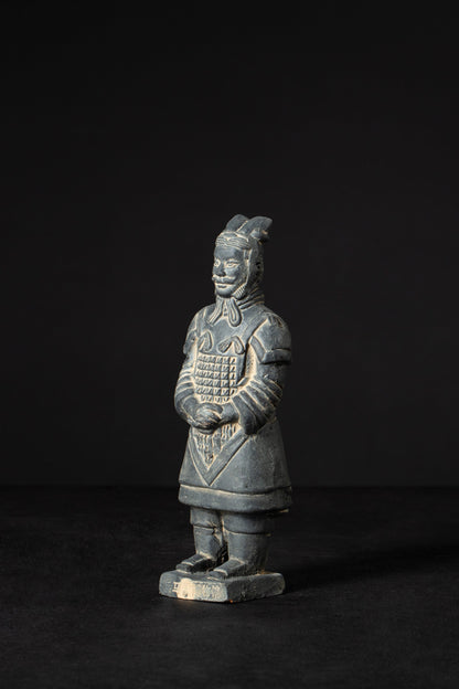 Solemn Authority: Side profile of the 15CM Terracotta Army General, showcasing a solemn authority and the distinct features of the ancient Chinese high-ranking military official.