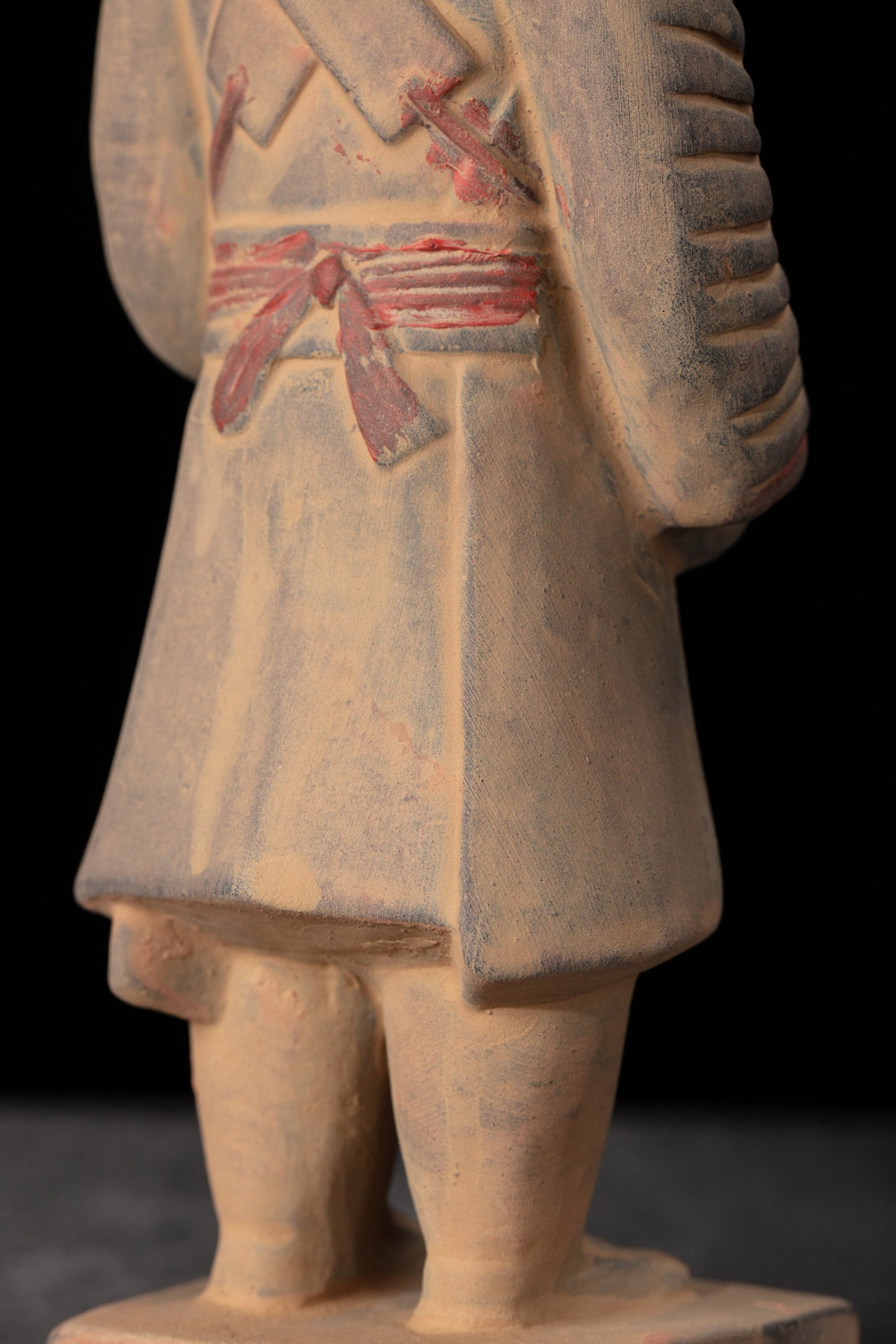 20CM Painted Officier - CLAYARMY-Side view displaying the taller stature and vibrant painted features of the 20CM Painted Officer.