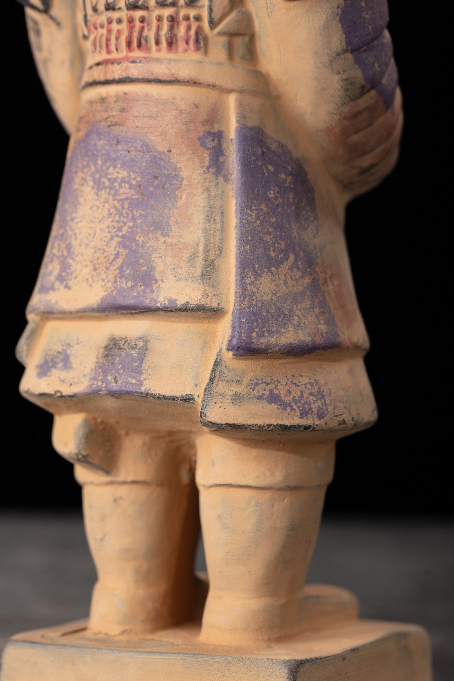 20CM Painted General - CLAYARMY-Artistic Rendering: Frontal perspective of the 20CM Painted General, showcasing the artistic rendering of facial features and expressions through expertly applied paint.