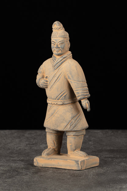 15CM Standing Archer - CLAYARMY-Side profile of the 15CM Standing Archer replica, featuring the unique bun, battle robe, and short boots.