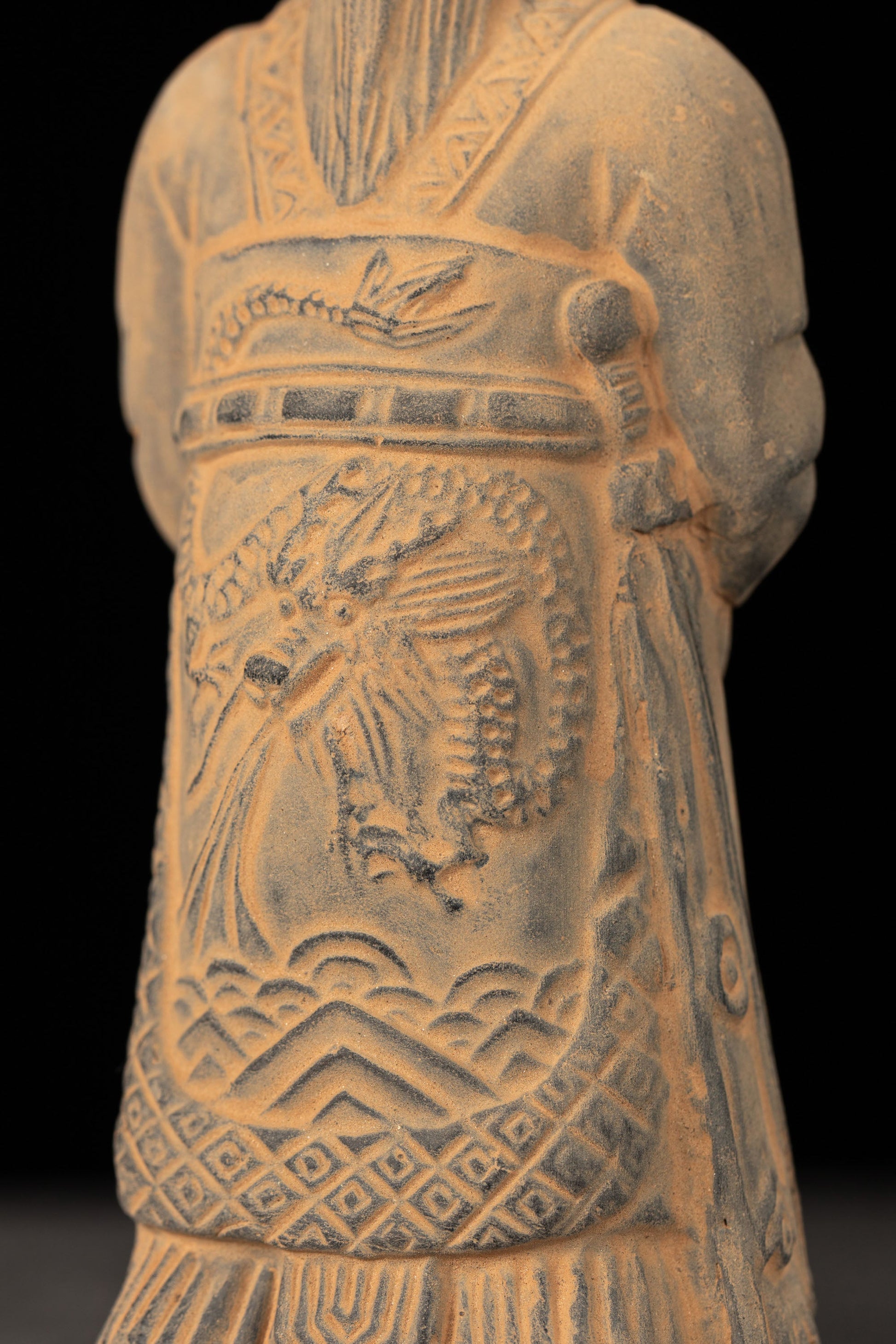 15CM Emperor - CLAYARMY -Artistic portrayal of Clayarmy's 15CM Emperor Qin Terracotta Warrior, embodying the cultural richness of ancient China.