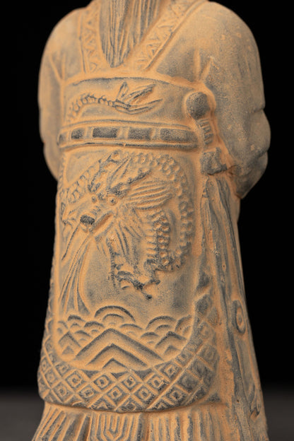 15CM Emperor - CLAYARMY -Artistic portrayal of Clayarmy's 15CM Emperor Qin Terracotta Warrior, embodying the cultural richness of ancient China.