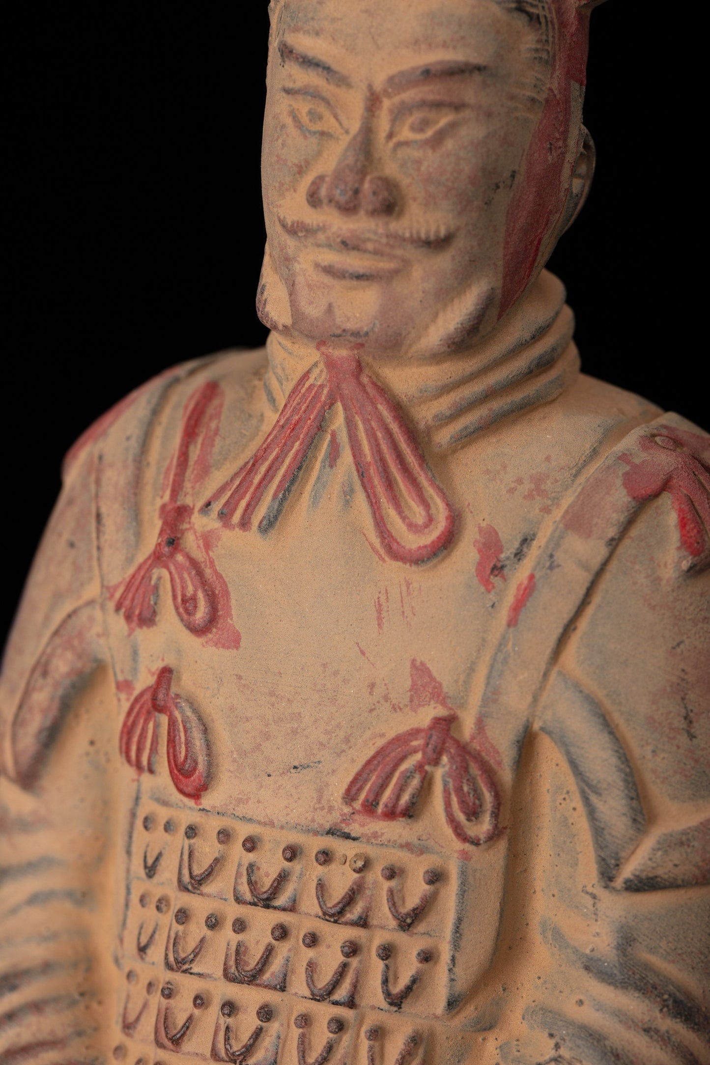 20CM Painted General - CLAYARMY-Cultural Authenticity: Detailed shot of the 20CM Painted Terracotta Army General, illustrating cultural authenticity through accurate paint representation of ancient military attire.