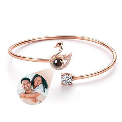 Armband mit Schwanenfotoprojektion – Verstellbarer Schwanenanhänger mit Kristallflügeln
