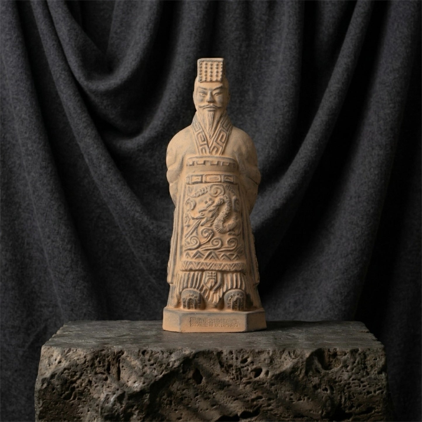 20CM Emperor - CLAYARMY -Dynamic front view of Clayarmy's 20CM Emperor Qin Terracotta Warrior, capturing the essence of ancient Chinese craftsmanship.