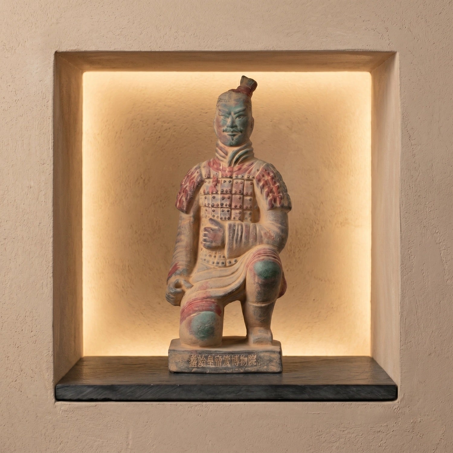 20CM Painted Kneeling Archer - CLAYARMY-Side profile highlighting the dynamic pose and meticulous painting of the 20CM Painted Soldier.