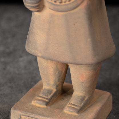 20CM Painted Officier - CLAYARMY-Detailed shot of the painted footwear worn by the 20CM Clayarmy Officer.