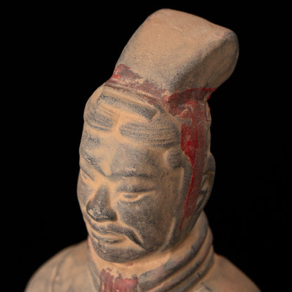 20CM Painted Officier - CLAYARMY-Close-up of the detailed painting and craftsmanship on the 20CM Clayarmy Officer's armor and facial features.