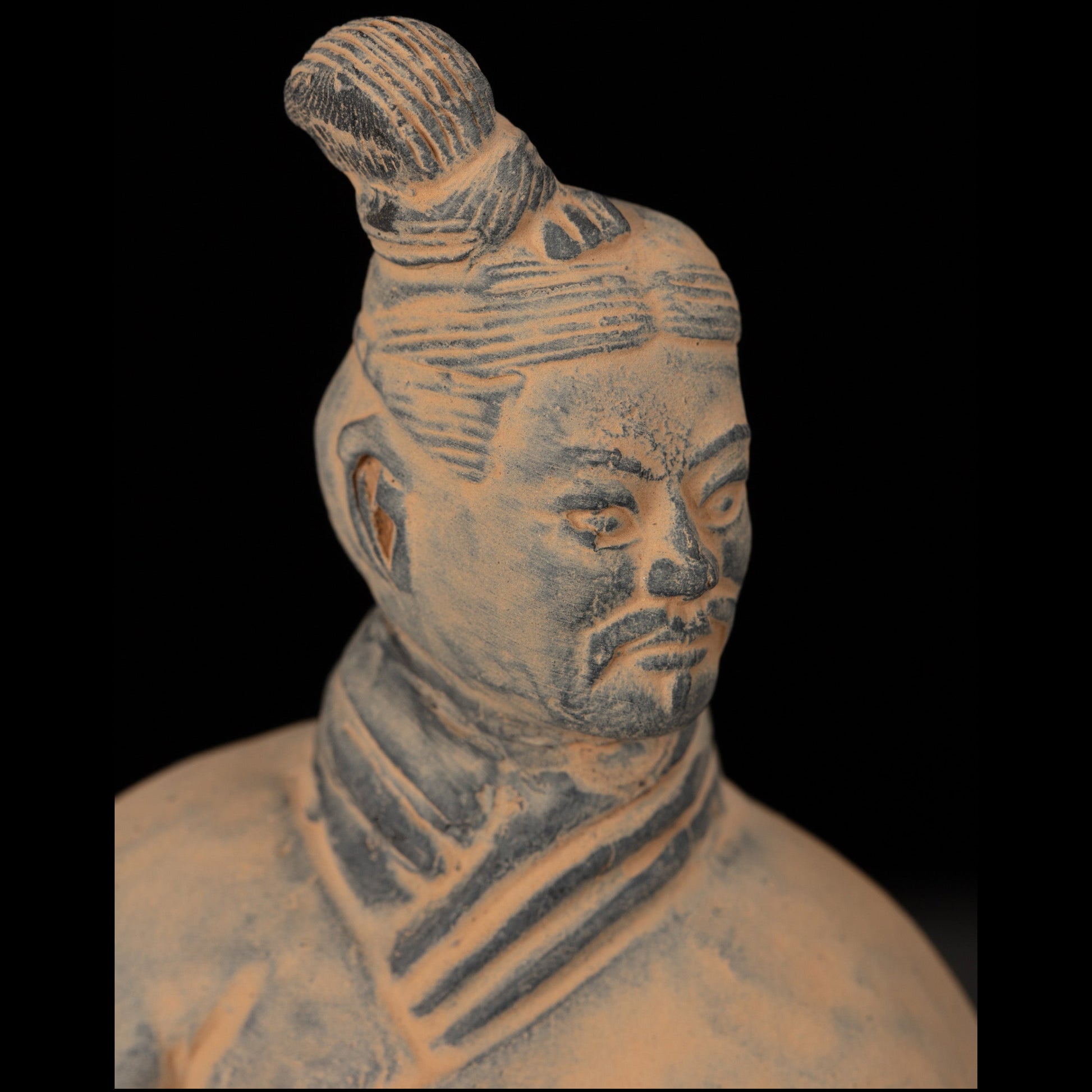 20CM Standing Archer - CLAYARMY-Zoomed-in image of the 20CM Standing Archer figurine's face, revealing the expressive features and fine craftsmanship.