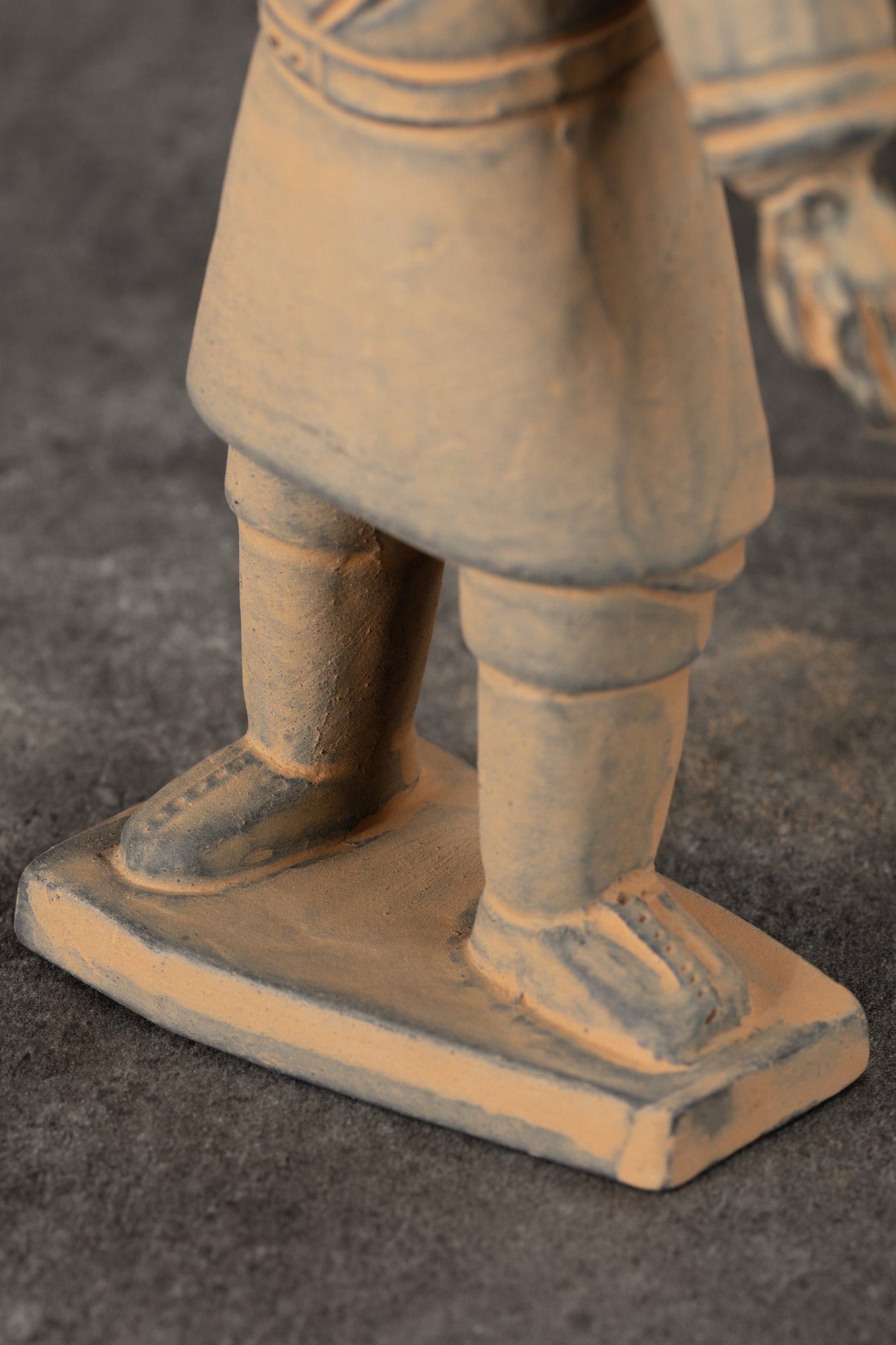20CM Standing Archer - CLAYARMY-Explore the craftsmanship of the 20CM Terracotta Army Standing Archer replica in yellow-brown clay.