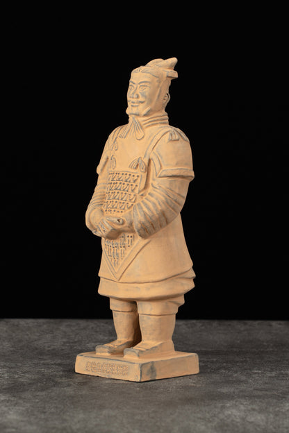 20CM General - CLAYARMY-Solemn Authority: Side profile of the 20CM Terracotta Army General, projecting a solemn authority and highlighting the distinct features of ancient Chinese high-ranking military officials.