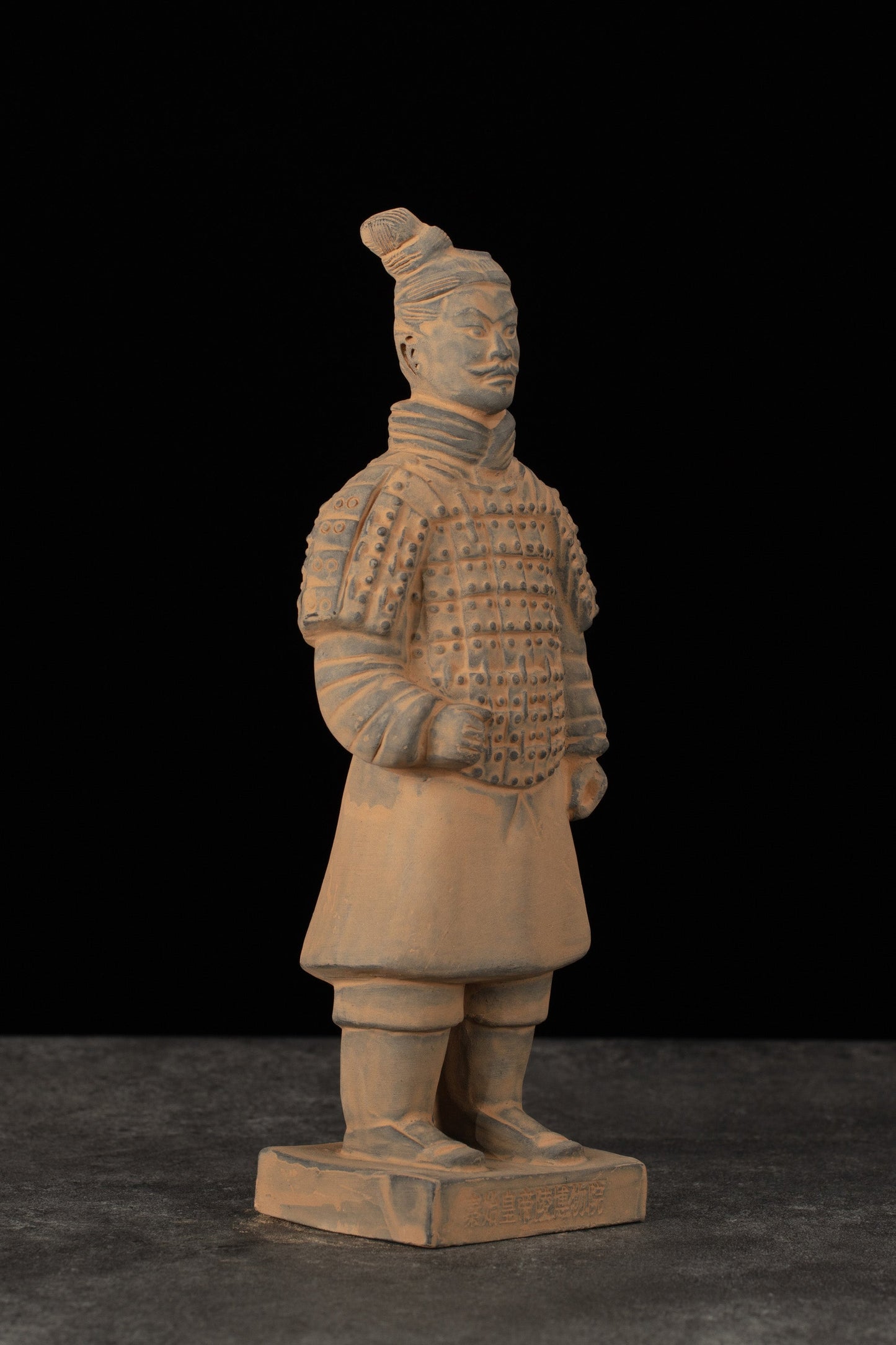 20CM Soldier - CLAYARMY-20CM Common Soldier Side View