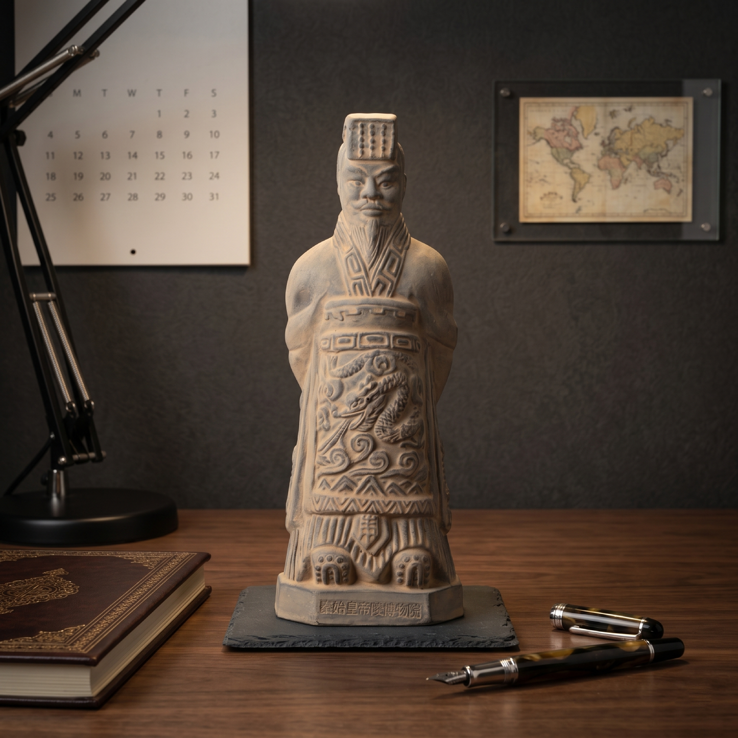 25CM Emperor - CLAYARMY -Midsize representation of Clayarmy's 25CM Emperor Qin Terracotta Warrior, a blend of historical significance and exquisite craftsmanship.