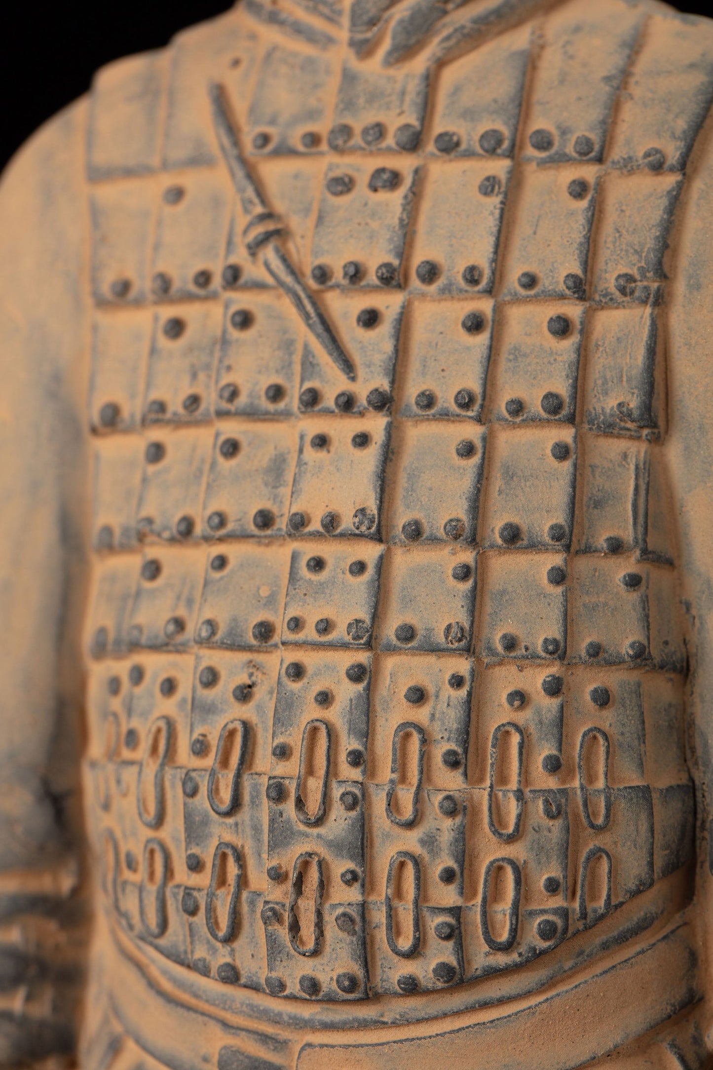 25CM Cavalryman - CLAYARMY-Close-up of the 25CM Cavalryman replica's handcrafted accessories, offering a detailed view of the crossbow and bridle.