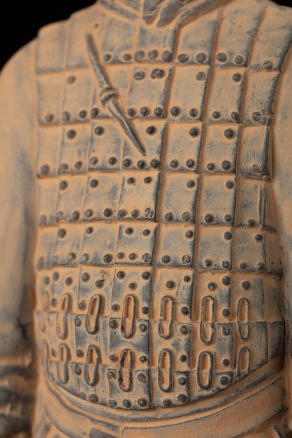 25CM Cavalryman - CLAYARMY-Close-up of the 25CM Cavalryman replica's handcrafted accessories, offering a detailed view of the crossbow and bridle.