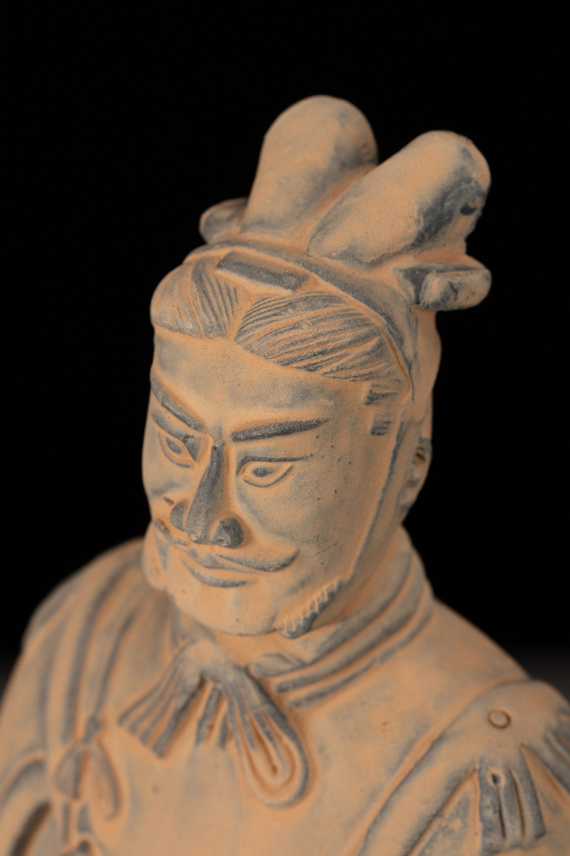 25CM General - CLAYARMY-Focused Facial Sculpting: Close-up of the 25CM General's face, showcasing focused facial sculpting that portrays the determination and wisdom of a seasoned leader.