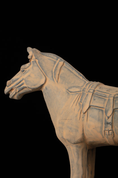 25CM Horse - CLAYARMY -Profile shot emphasizing the elegance and grace of our 25CM Clayarmy Terracotta Horse.