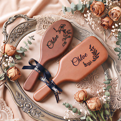 Brosse plate en bois personnalisée - Brosse démêlante personnalisée avec motif floral et nom gravé