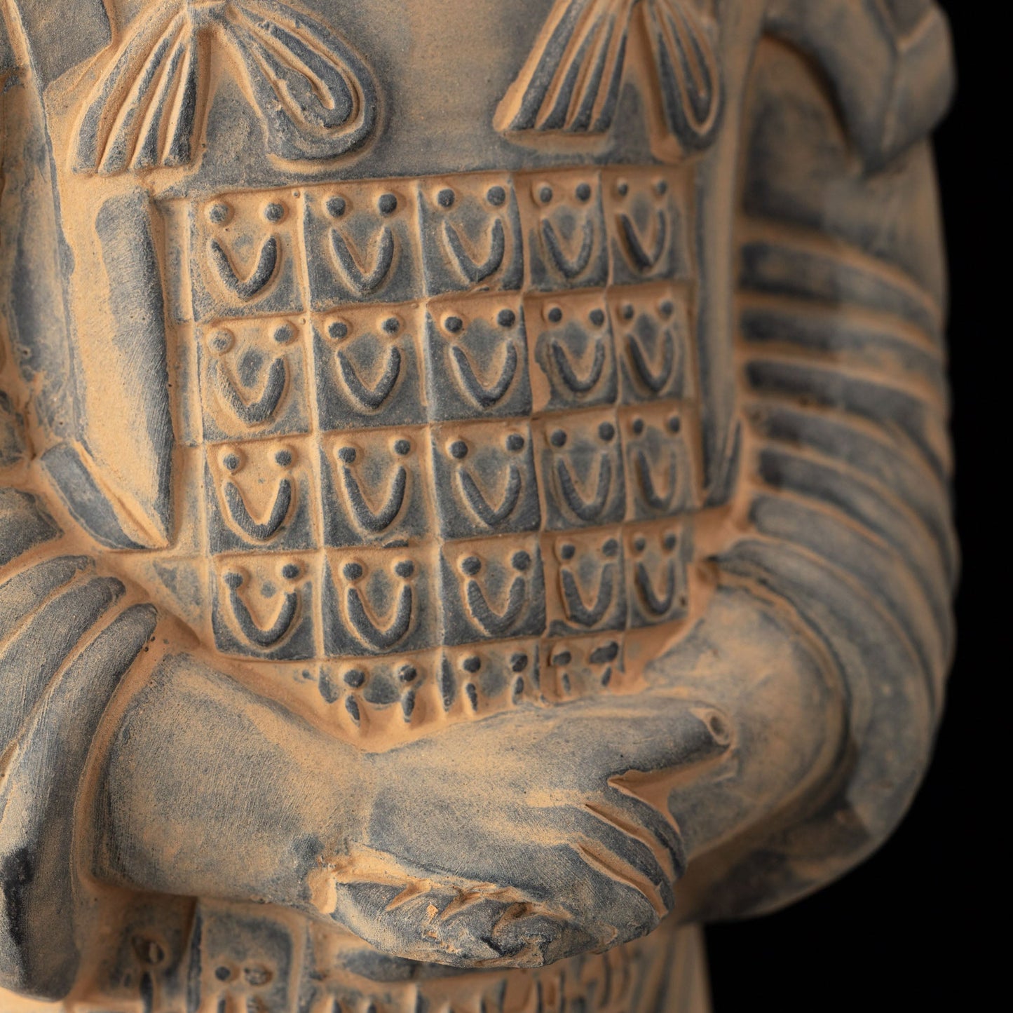 35CM General - CLAYARMY-Strategic Leadership: Close-up of the 35CM General figurine, embodying strategic leadership with hands in a poised position, reflecting the wisdom of a seasoned officer.