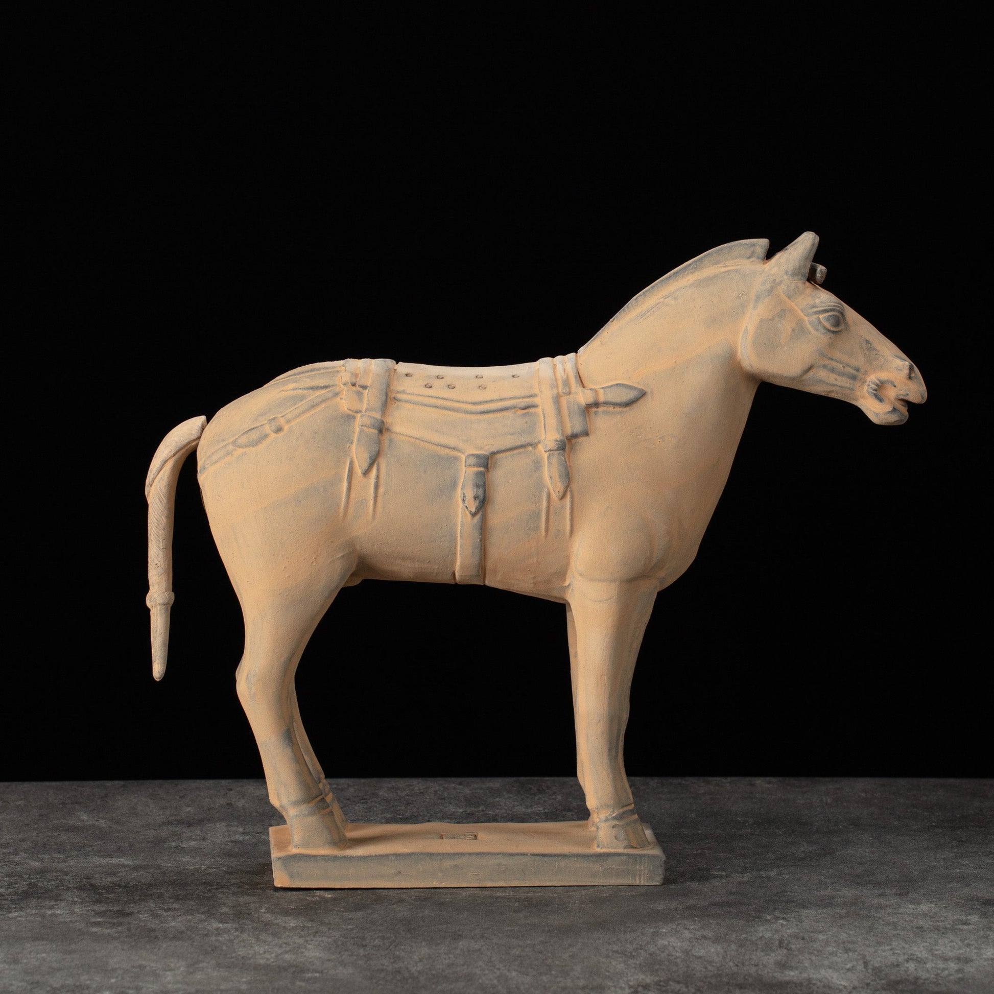 35CM Horse - CLAYARMY -Side view capturing the majestic posture and lifelike proportions of our 35CM Clayarmy Terracotta Horse.