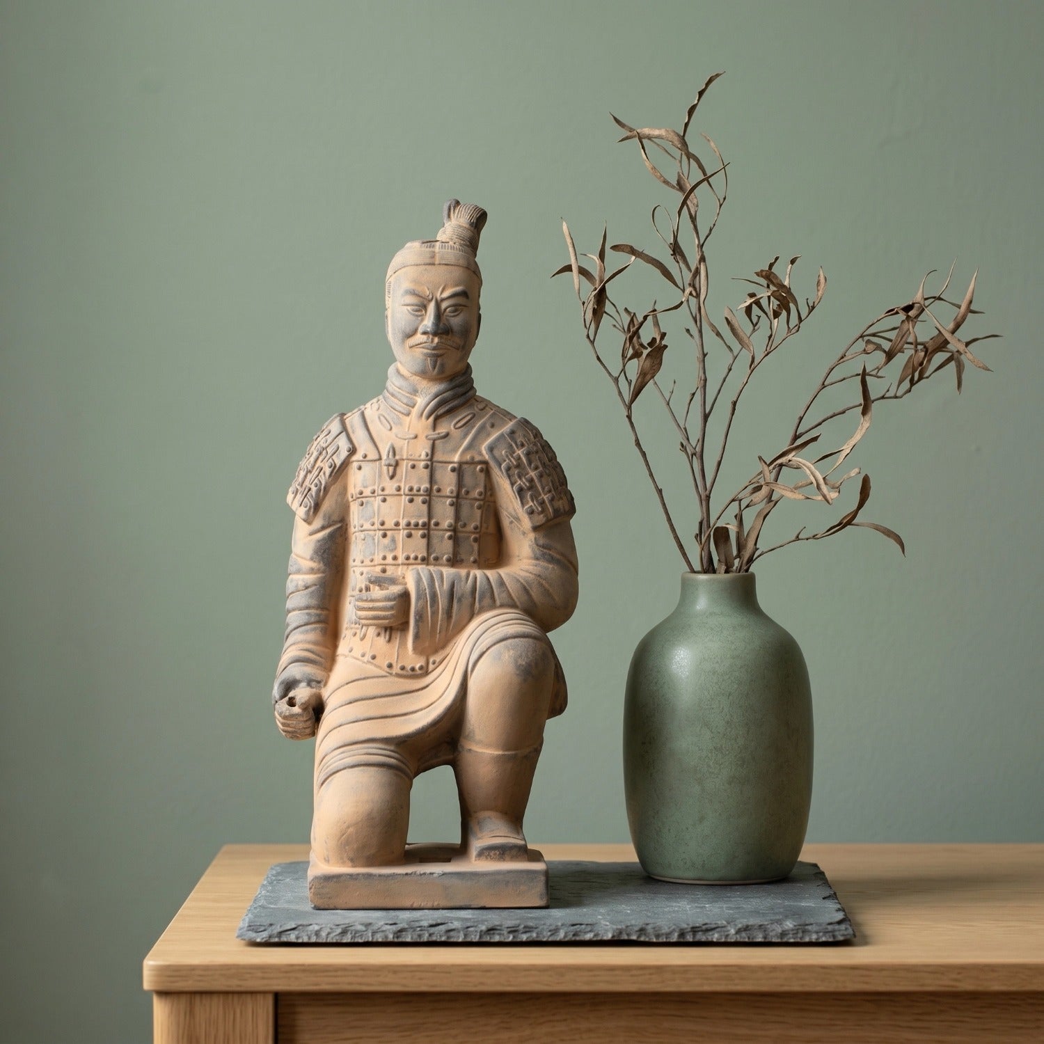 35CM Kneeling Archer - CLAYARMY-Detailed shot of the handcrafted facial expression and features on the 35CM Kneeling Archer.