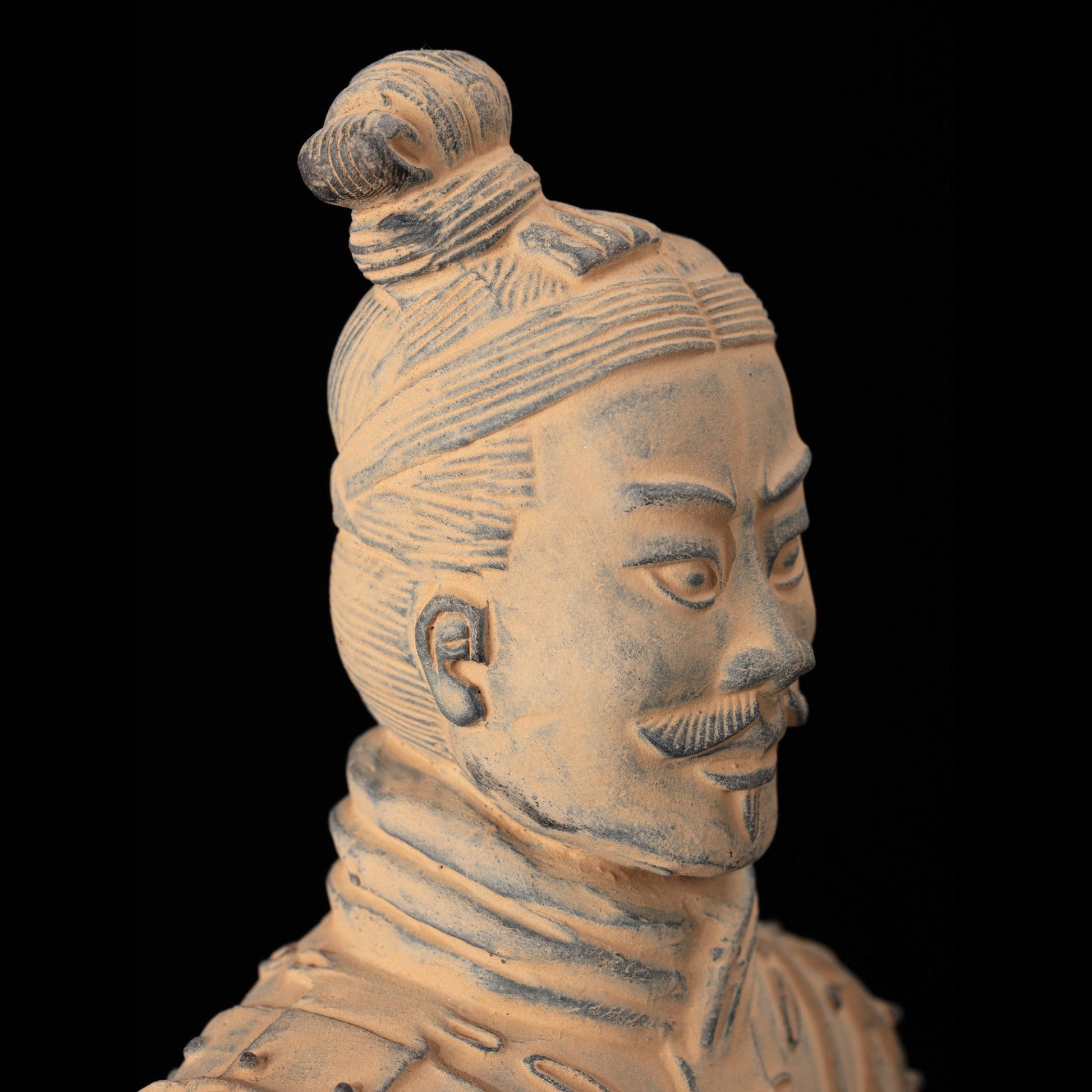 35CM Soldier - CLAYARMY-35CM Terracotta Soldier Figurine Close-up