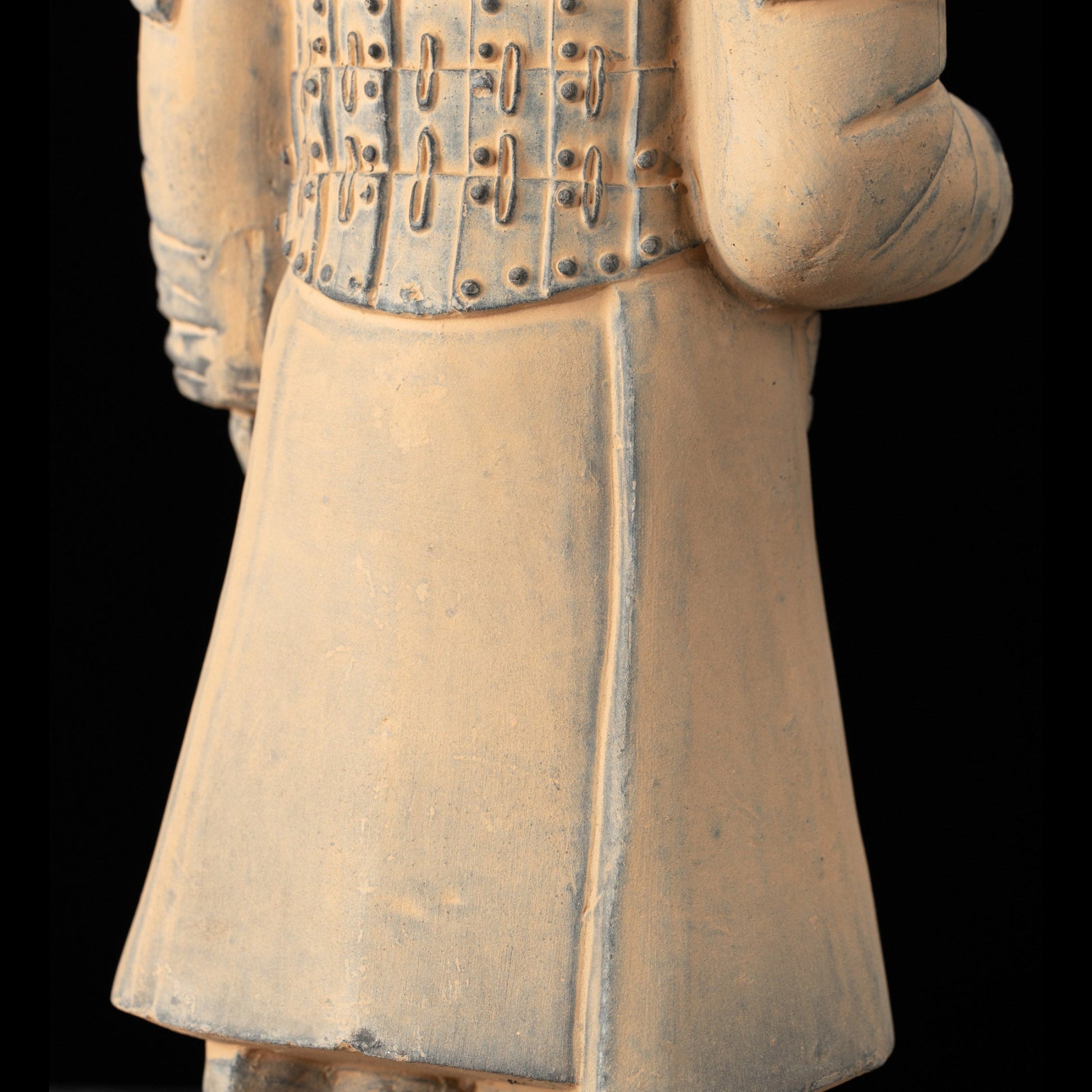 35CM Soldier - CLAYARMY-35CM Terracotta Soldier Figurine Close-up