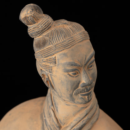 35CM Standing Archer - CLAYARMY-Unique perspective of the 35CM Terracotta Army Standing Archer, highlighting specific features and lifelike details.