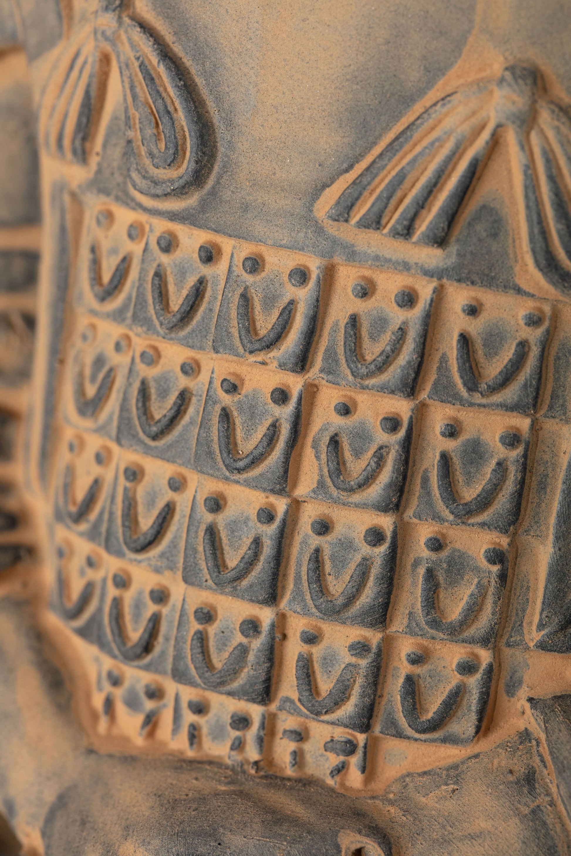 35CM General - CLAYARMY-Regal Military Presence: Detailed perspective of the 35CM General, emanating a regal military presence through finely sculpted features and ornate military attire.