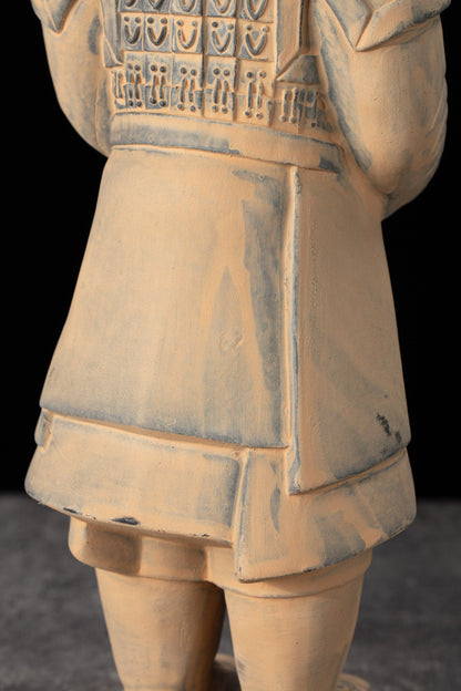 35CM General - CLAYARMY-Intricate Military Details: Explore the intricate military details of the 35CM General replica, highlighting precise sculpting that faithfully replicates historical attire.