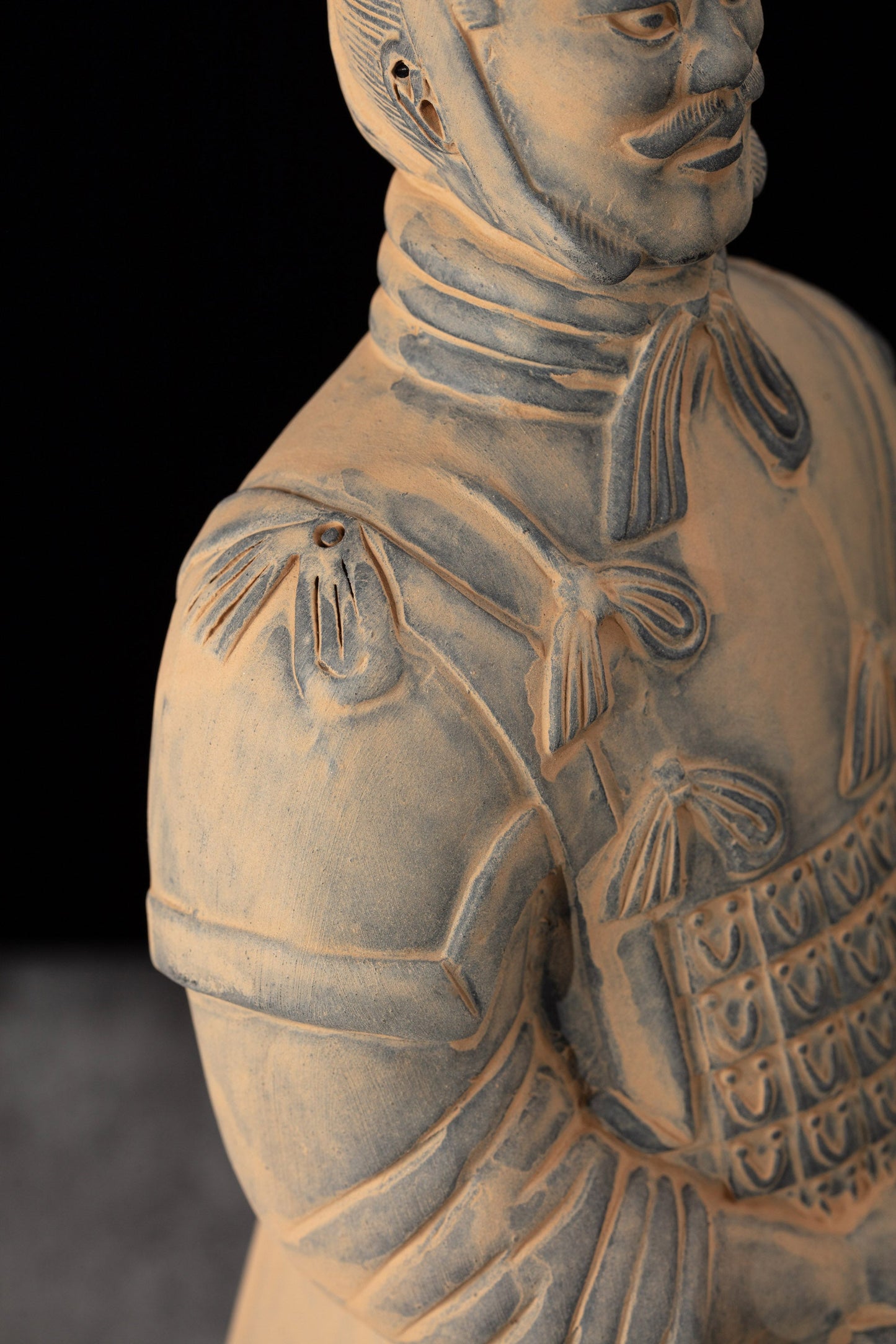 35CM General - CLAYARMY-Historically Accurate Garb: Detailed view of the 35CM General's historically accurate military garb, with meticulous sculpting paying homage to historical authenticity.