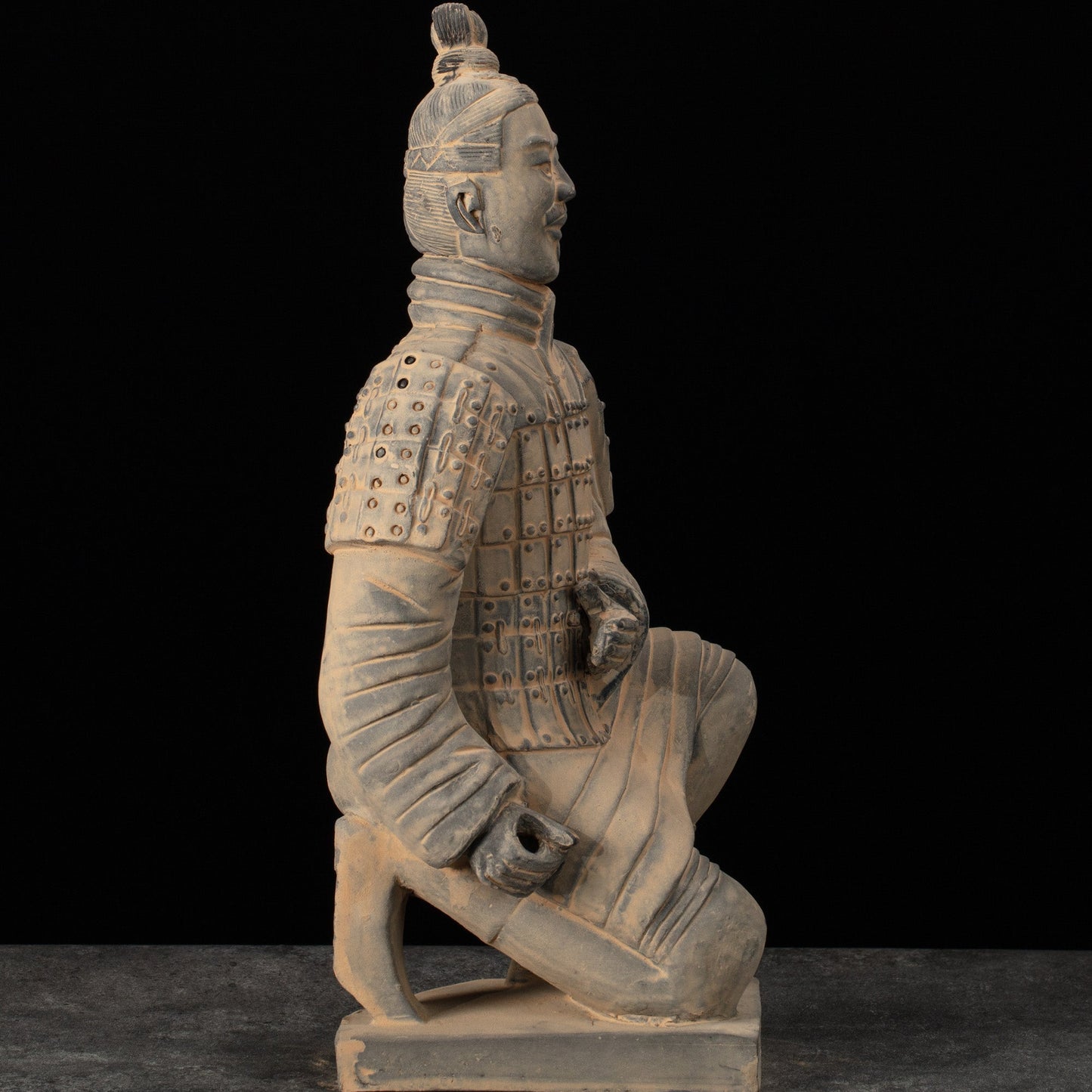 45CM Kneeling Archer - CLAYARMY-Side angle highlighting the unique pose and meticulous details of the 45CM Kneeling Archer.