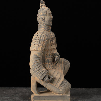 45CM Kneeling Archer - CLAYARMY-Side angle highlighting the unique pose and meticulous details of the 45CM Kneeling Archer.