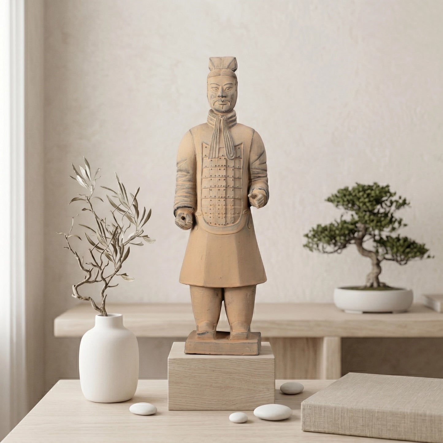 45CM Officier - CLAYARMY-Vibrant and detailed shot focusing on the attire and weaponry of the 45CM Clayarmy Officer.