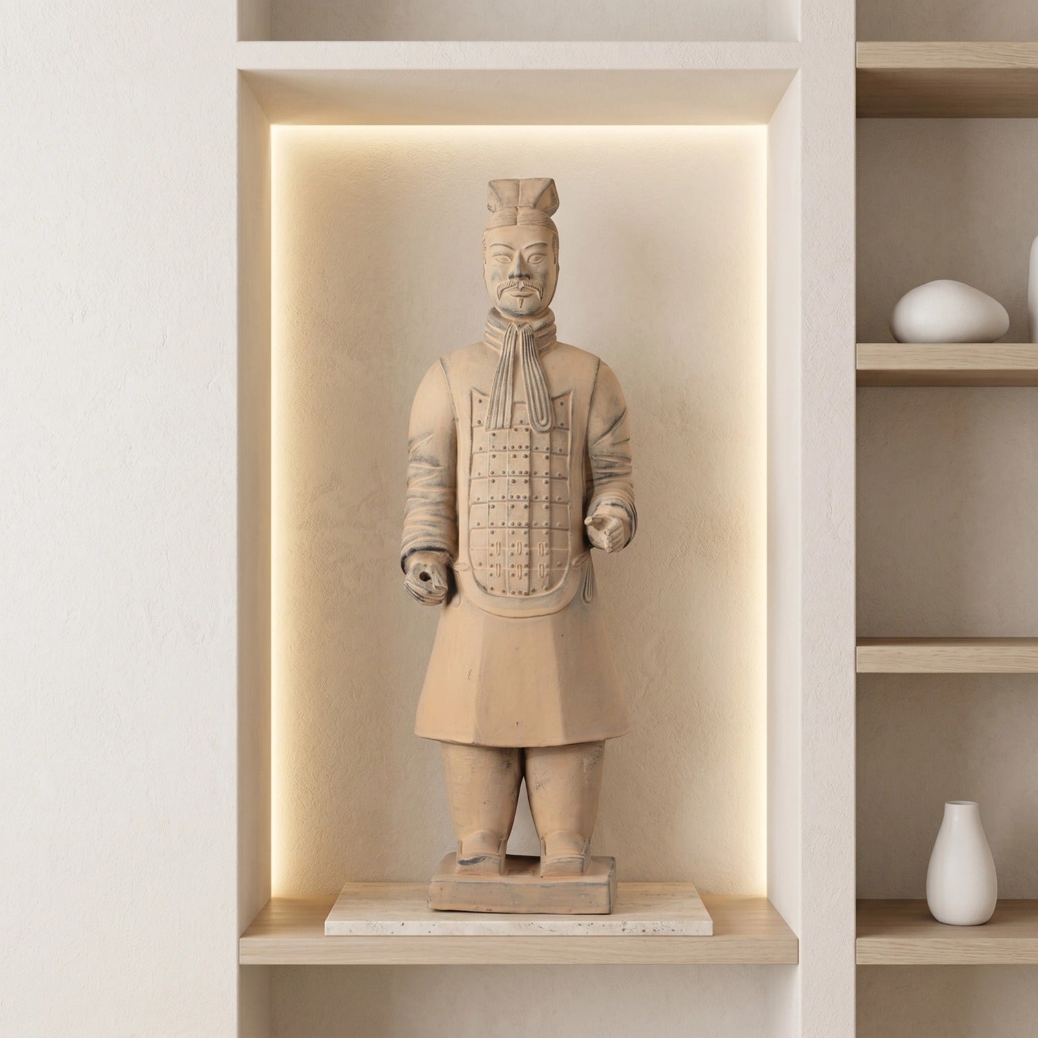 45CM Officier - CLAYARMY-Vibrant and detailed shot focusing on the attire and weaponry of the 45CM Clayarmy Officer.