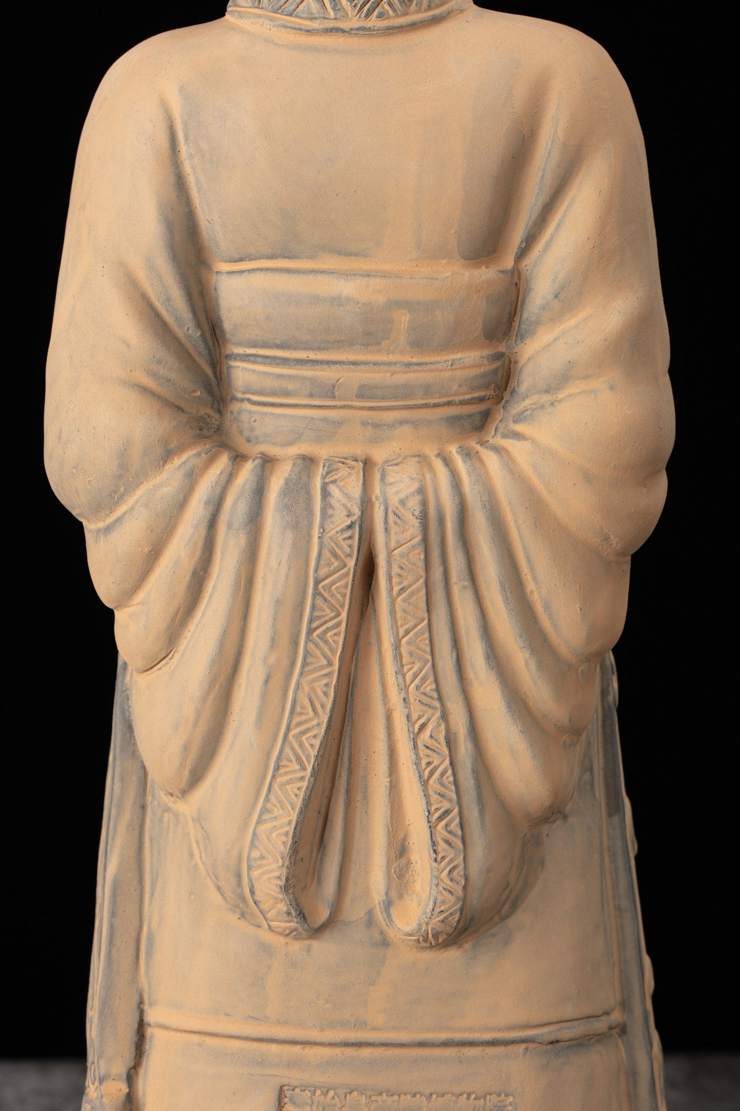 45CM Emperor - CLAYARMY - Experience the grandeur from a different angle with a unique perspective of the 45CM Emperor Qin Terracotta Warrior.