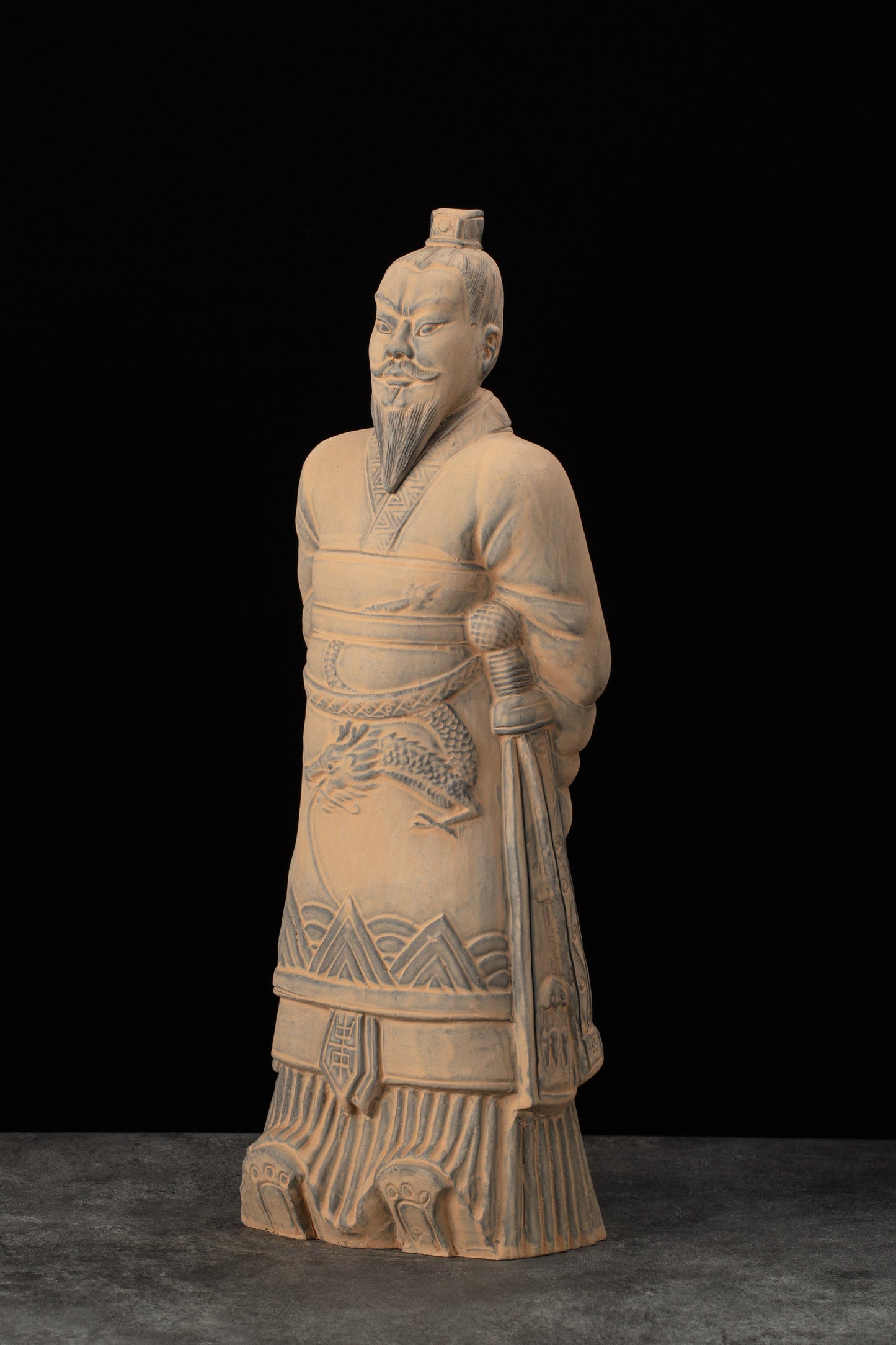 45CM Emperor - CLAYARMY -Side profile of Clayarmy's 45CM Emperor Qin Terracotta Warrior, showcasing the intricate details of the majestic crown and armor.