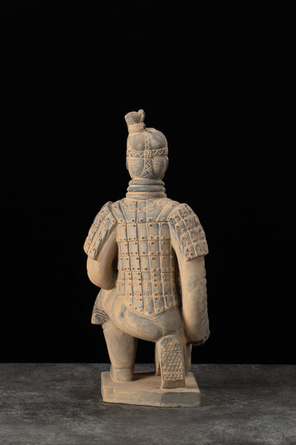 45CM Kneeling Archer - CLAYARMY-Rear view showcasing the back details and hand-painted elements of the 45CM Kneeling Archer.