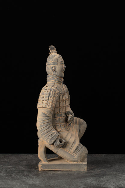 45CM Kneeling Archer - CLAYARMY-Side angle highlighting the unique pose and meticulous details of the 45CM Kneeling Archer.