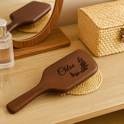 Brosse plate en bois personnalisée - Brosse démêlante personnalisée avec motif floral et nom gravé