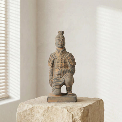 15CM Kneeling Archer