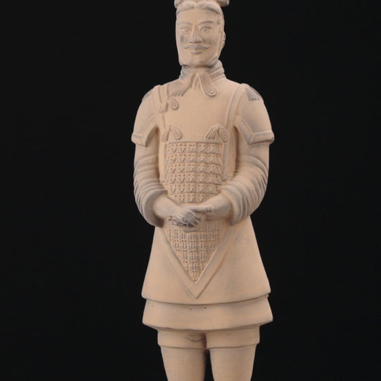 45CM General - CLAYARMY-Strategic Leadership Gaze: Close-up of the 45CM General's face, capturing a strategic leadership gaze and expressive facial features that define the figurine's character.