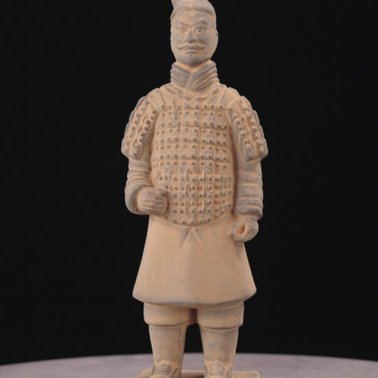 20CM Soldier - CLAYARMY-20CM Terracotta Soldier Figurine Close-up