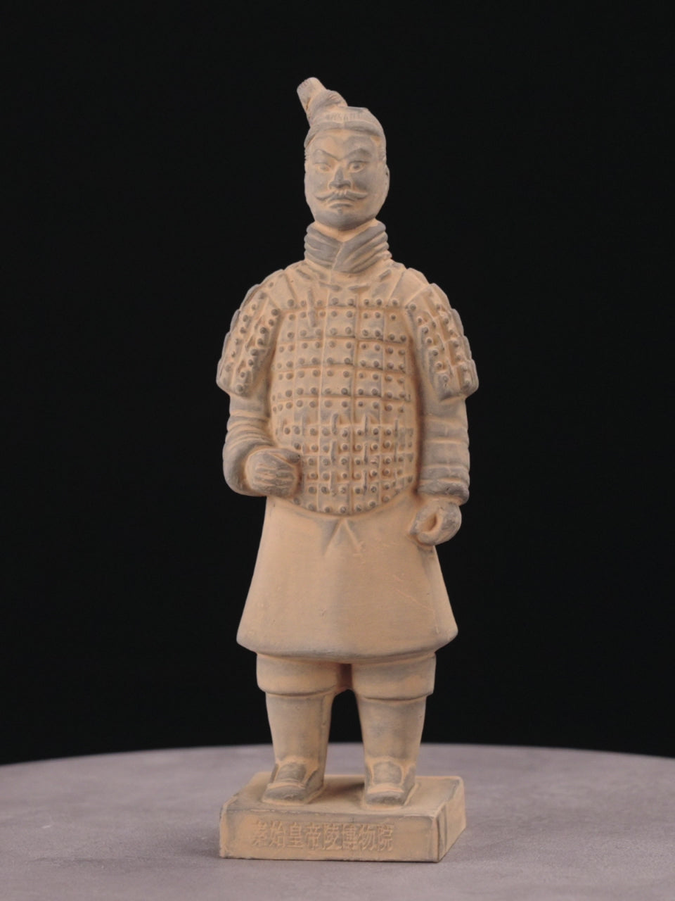 20CM Soldier - CLAYARMY-20CM Terracotta Soldier Figurine Close-up