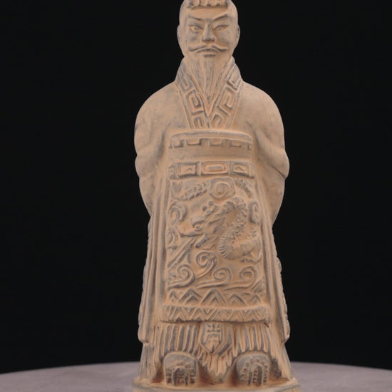 20CM Emperor - CLAYARMY -Detailed view of Clayarmy's 20CM Emperor Qin Terracotta Warrior, showcasing intricate details in yellow-brown clay.
